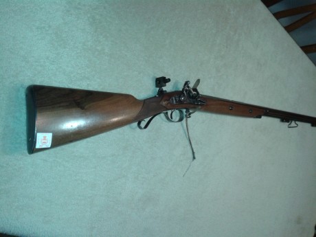 Hola
Vendo Rifle de chispa Marca Pedersoli
Cal 54.
Preferible entrega en mano.

600€+Portes.

Está en 22