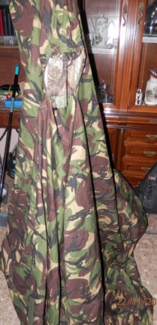 Hola, vendo esta otra lona de plástico ligero de camuflaje y esta lona de camuflaje individual  Están 01