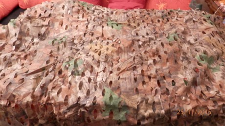 Hola, vendo esta otra lona de plástico ligero de camuflaje y esta lona de camuflaje individual  Están 00