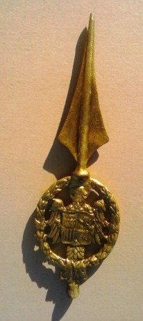 Vendo moharra o punta de estandarte que compre para restaurar un estandarte y al final  e desistido, el 01