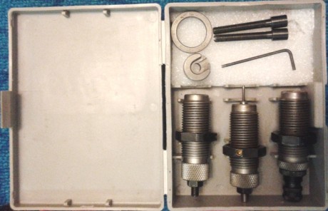 Vendo dies marca RCBS para los calibres 357 Magnum y 38 Spl. Los entrego tal y como vienen en la foto, 00