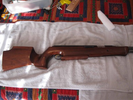 Vendo culata Macari para AA TX 200.
Exelente empunhadura. Mui bonita e ergonómica.
Precio 250€ 02
