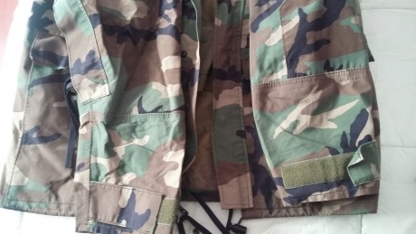 Vendo esta chaqueta de goretex del  US Marine Corps, esta usada pero en muy buen estado, es el modelo 10