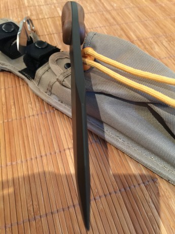 Vendo este  BUSHCRAFT  enterizo de Supervivencia de verdadero impacto visual, y robustez espectacular. 05