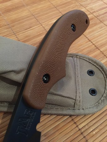 Vendo este  BUSHCRAFT  enterizo de Supervivencia de verdadero impacto visual, y robustez espectacular. 14