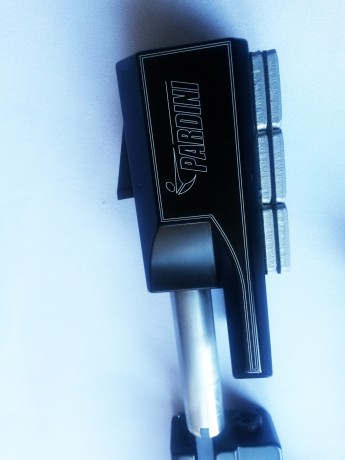 Hola:

Pongo a la venta mi pistola Pardini,  modelo Sp.22 , en un estado excepcional, impecable. Arma 22