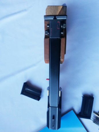 Hola:

Pongo a la venta mi pistola Pardini,  modelo Sp.22 , en un estado excepcional, impecable. Arma 40