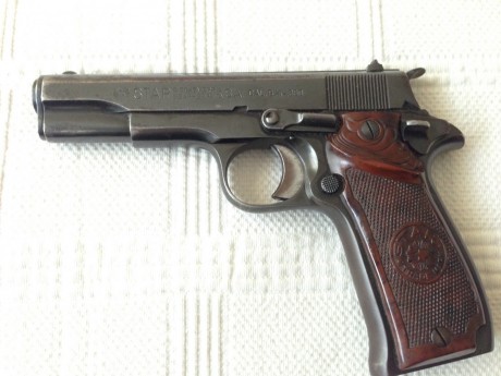 REBAJADO. Vendo super star calibre 9C practicamente nueva. Era de mi padre que no la usó y me la pasó 00