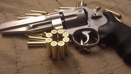 Vendo revolver Smith Wesson 627 Performance Center con tambor d 8 recamaras del .357/38. El ruido que 10