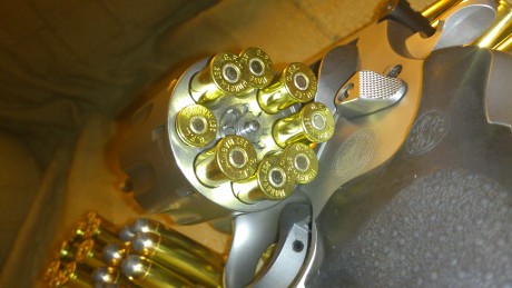 Vendo revolver Smith Wesson 627 Performance Center con tambor d 8 recamaras del .357/38. El ruido que 22