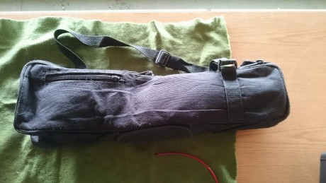 Vendo telescopio 25x75x75 con funda,
La funda viene con cierres para poder utilizar el telescopio con 00