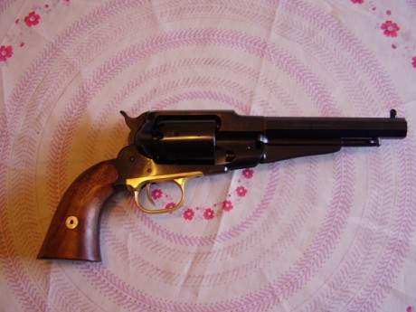 Hola
busco revolver Cattleman o revolver colt o remington de 5" mas o menos en AVANCARGA. 20