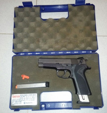 Hola a todos, un compañero de trabajo quiere vender esta pistola que hasta ahora a estado utilizando de 00