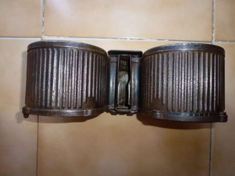 Hola.
Vendo cargador doble de tambor para la ametralladora alemana MG-15 como las que participaron en 01