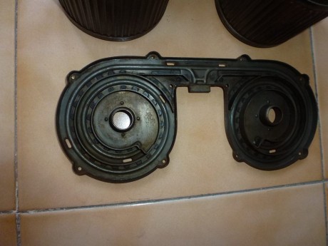 Hola.
Vendo cargador doble de tambor para la ametralladora alemana MG-15 como las que participaron en 21