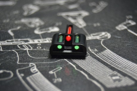 Hola amigos, pongo a la venta elementos de puntería para Glock 17. Los he tenido puestos 6 meses. Pero 02