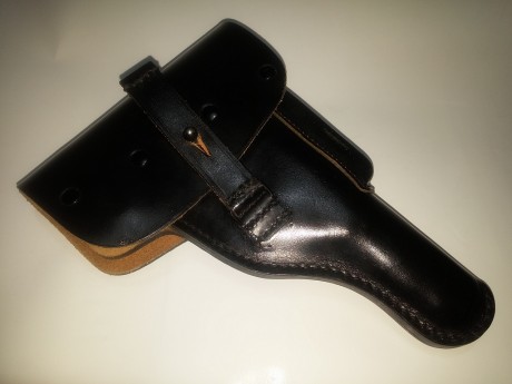Pongo a la venta una pistola  Walther P38  en calibre 9mm Parabellum en perfecto estado funcional y estético. 10