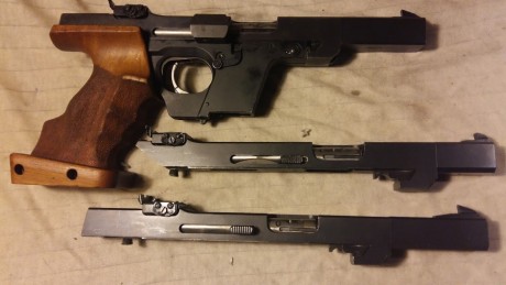 Lo dicho que vendo la Pistola WALTNER modelo GSP con los calibres 32- 22 largo y 22 corto  muy bien cuidada 02