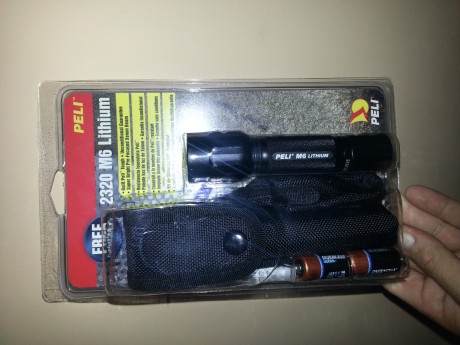 LINTERNA PELI 2320 M6 Lithium completamtente NUEVA, por abrir. 

Procedente de premio. 
Potente haz de 01