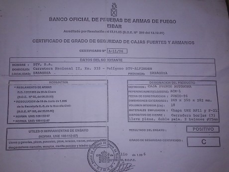 vendo caja fuerte para armas cortas con certificado de homologacion grado C, medidas 24 cm. de fondo, 00