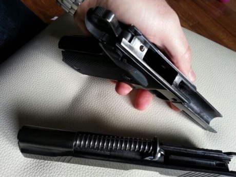 Hola a todos

Pongo a la venta mi Norinco NP44. Se trata dl clon de Norinco de la Paraordenance P14. Es 70