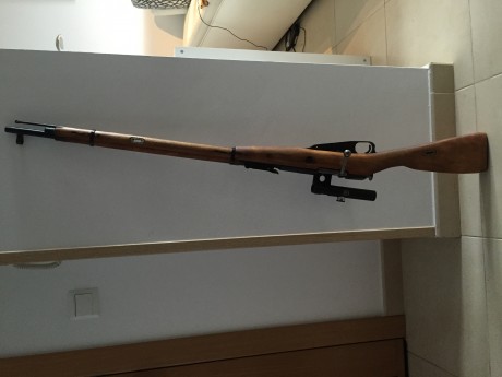 Buenos dias
Vendo Mosin Nagant 91/30 nuevooo (ni le estrené) Todos los numeros coincidentes. Año 1938.
Maderas 02