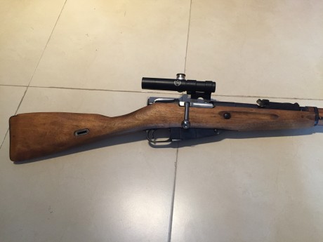 Buenos dias
Vendo Mosin Nagant 91/30 nuevooo (ni le estrené) Todos los numeros coincidentes. Año 1938.
Maderas 01