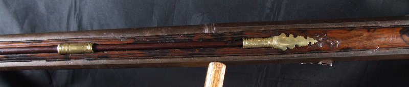 Hola, voy a intentar poner unas fotos de este arma que he encontrado mirando por la web. Es un rifle rapido 71
