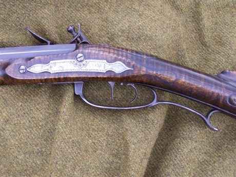 Hola, aunque me gustan todas las armas, unas mucho y otras mas siento debilidad por estos, los rifles 10