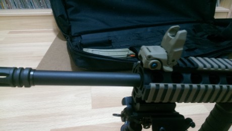Se vede CARABINA S&W MP15 CAL 22.LR MOE ARENA:
 Carabina semiautomática, Calibre: 22 l.r. Capacidad 00