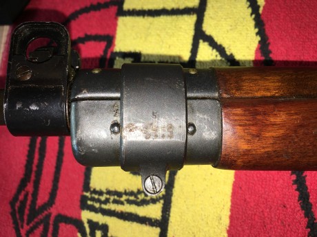 Hola

Vendo Lee Enfield NºIV fabricado en USA por Savage,creo recordar que tiene dos estrias,cal. original 70