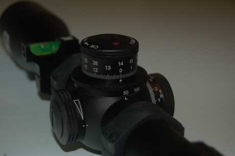 Vendo visor KAHLES K624i, 6-24x56, retícula balística iluminada digitalmente modelo MIL-4 en primer plano 40