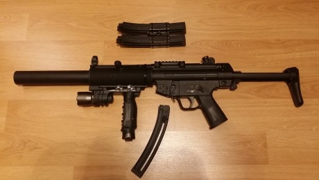 Carabina alemana fabricada por Walther con licencia de Heckler und Koch. Calibre 22lr. Se incluye en el 02