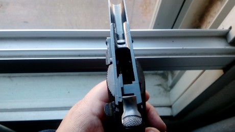 Un compañero del club vende una Super Star 9 mm. largo del año 1952 , excelente estado de conservacion 10