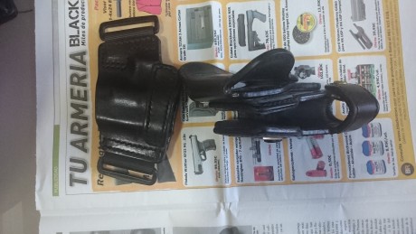 Funda ipsc antigüa glock y portacargador. 
precio 50€ con envio incluidos.

Funda cinturón Glock.

10€ 00