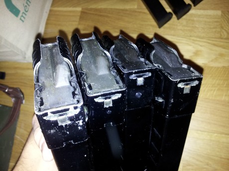 Se vende este lote de 4 cargadores de aluminio para G3/CETME estan en magnifico estado, sin golpes ni 01