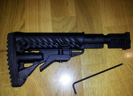 Vendo esta culata tipo m4 para vz58, el tubo lleva un sistema de buffer que amortigua el retroceso. Esta 01