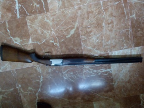 Vendo escopeta semiautomatica Benelli y superpuesta lanber con selector de diparo. Son armas antiguas 01