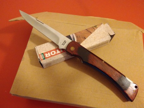 Navaja Aitor Ermua, modelo GRAN Quinto. Nueva
40€
Navaja Aitor Ermua modelo Bronco de luxe
65€
Navaja 11