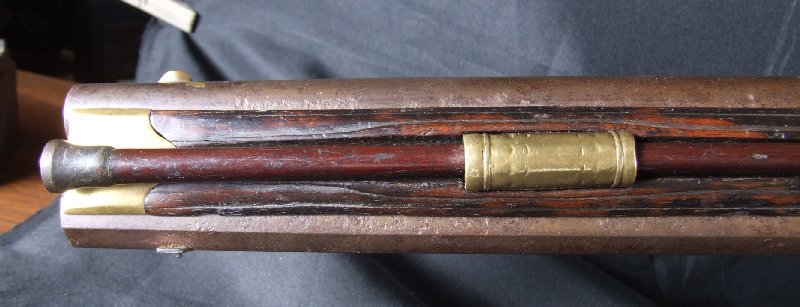 Hola, voy a intentar poner unas fotos de este arma que he encontrado mirando por la web. Es un rifle rapido 70