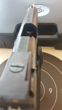 Muy buenas a todos!!!!!

Pongo en venta esta pistola ya que no le doy ningun uso y he decidido vender 02