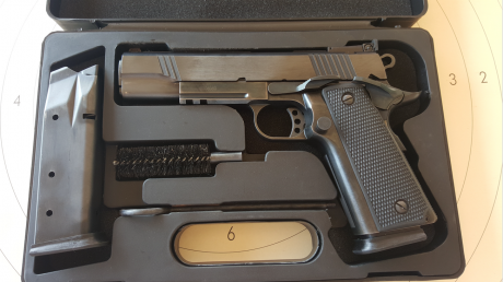 Muy buenas a todos!!!!!

Pongo en venta esta pistola ya que no le doy ningun uso y he decidido vender 11