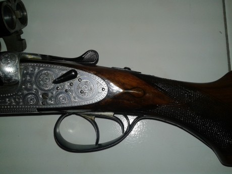 Se vende preciosa escopeta plana (paralela) con dos juegos de cañones. Marca LAURONA. Gama alta, lagrima, 01