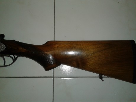 Se vende preciosa escopeta plana (paralela) con dos juegos de cañones. Marca LAURONA. Gama alta, lagrima, 00