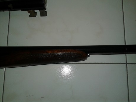Se vende preciosa escopeta plana (paralela) con dos juegos de cañones. Marca LAURONA. Gama alta, lagrima, 20