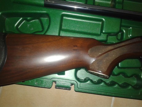 Vendo escopeta remington 105 cti. En buen estado y pocos tiros. Escopeta valida para tiradores diestros 12