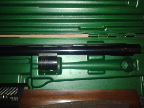 Vendo escopeta remington 105 cti. En buen estado y pocos tiros. Escopeta valida para tiradores diestros 10