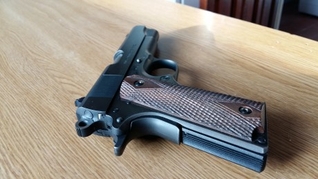 Vendo Colt Combat commander en 9 milimetros. le cambie todos los muelles por unos wolff de mejor calidad, 02