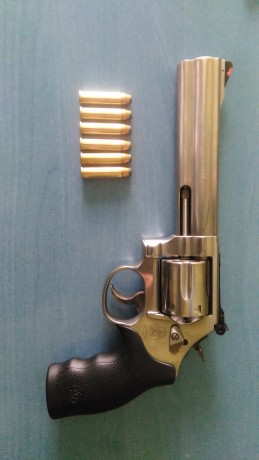 Buenas tardes, vendo por falta de tiempo mi revolver smith and wesson modelo 686 calibre 357 magnum aunque 00