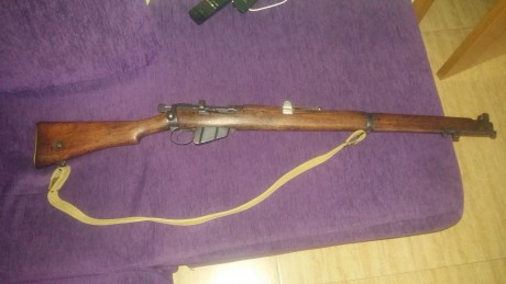 Fusil enfield cal.303british.todo original de la epoca.
funciona perfectamente.
vendo o cambio por pistola 00